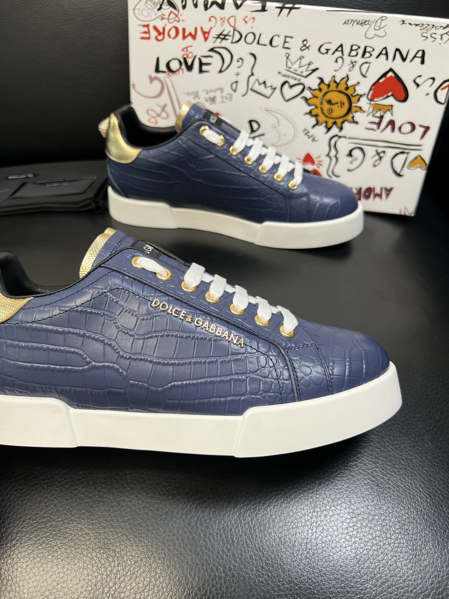 olce & Gabbana shoe